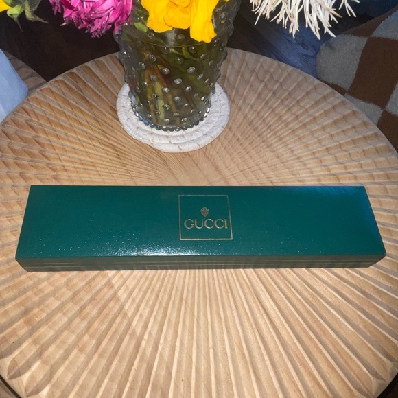 Vintage Gucci Leather Watch ⏱️ - Picture 2 of 6